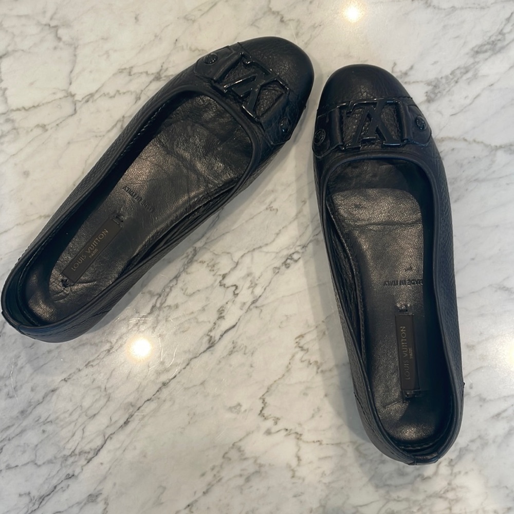 Authentic Louis Vuitton black leather flats size 5.5